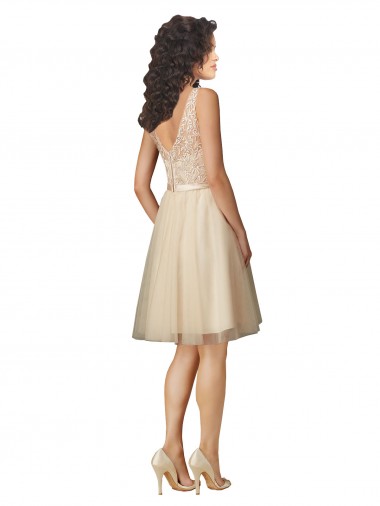 Champagner A-Linien V-Ausschnitt Knielang Tüll Spitze Kurze Brautjungfernkleider Kaufen